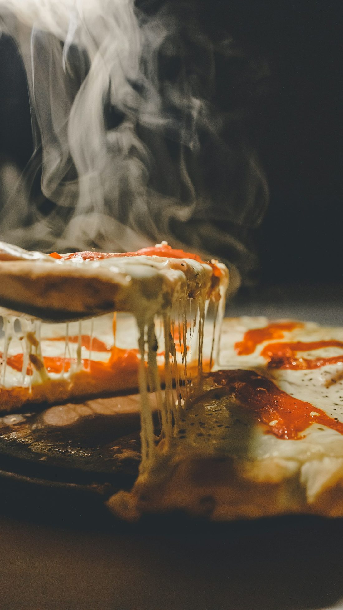 Wood-fired pizza oven